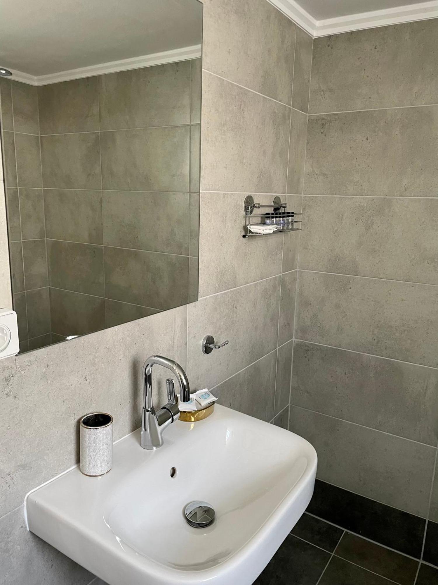 Acropolis Suite Greendom Атина Екстериор снимка
